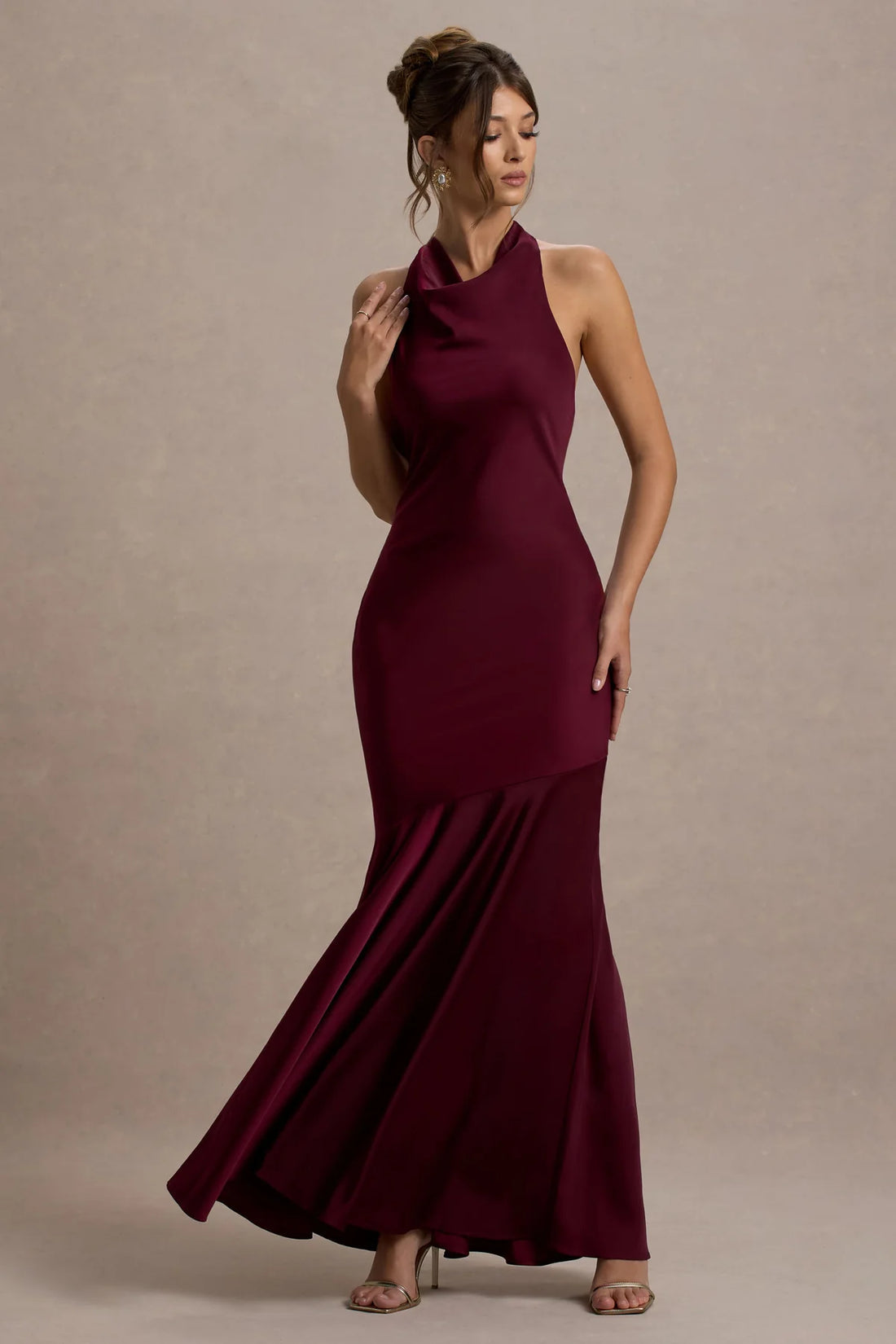 Vestido Longo Bordeaux Elegance