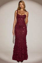 Vestido longo Vasanta com corpete e aplicações florais em vermelho vinho