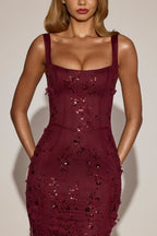 Vestido longo Vasanta com corpete e aplicações florais em vermelho vinho