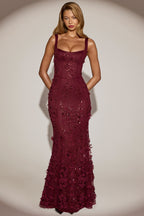 Vestido longo Vasanta com corpete e aplicações florais em vermelho vinho