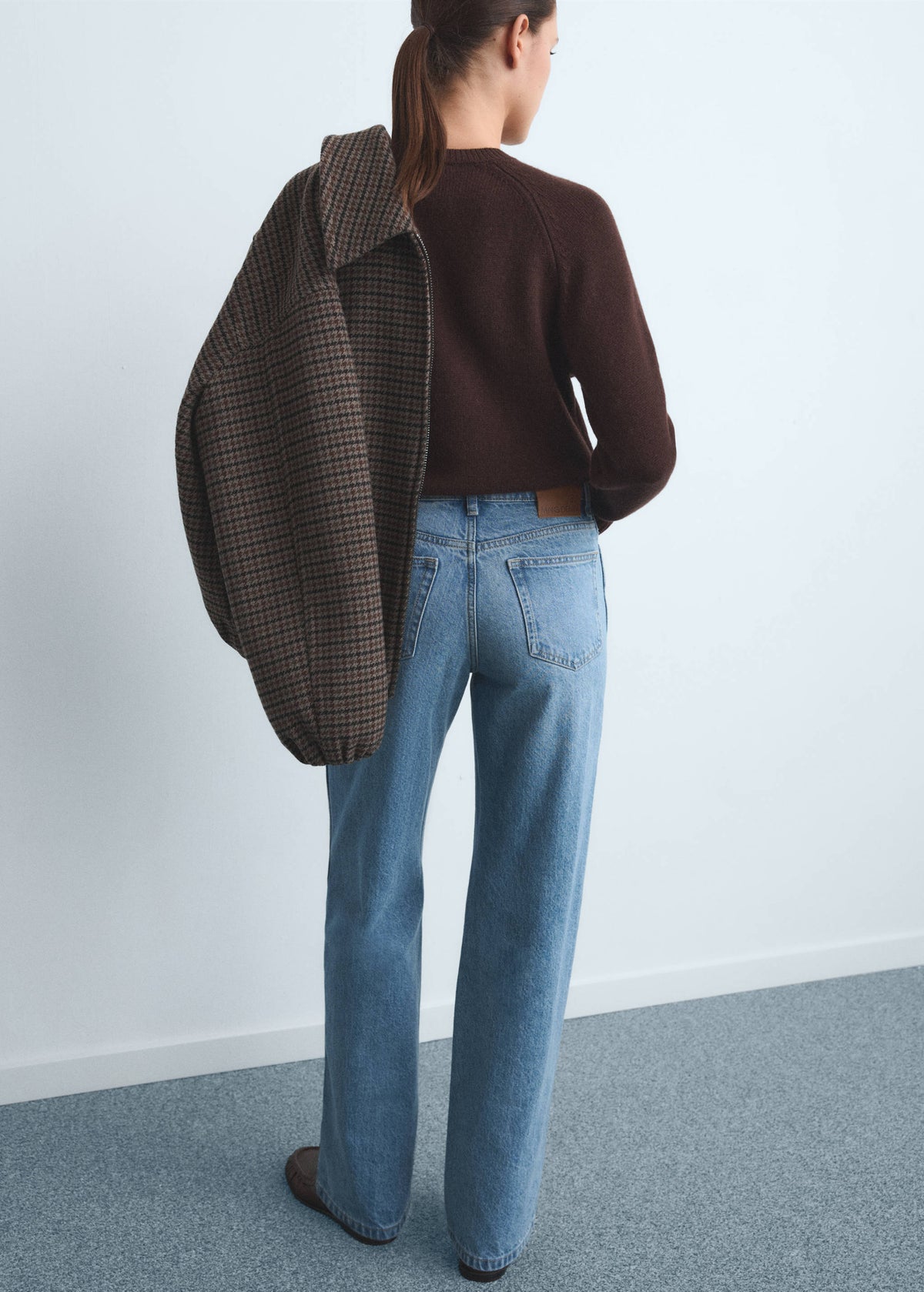 Jeans retos de cintura alta - Verso do artigo