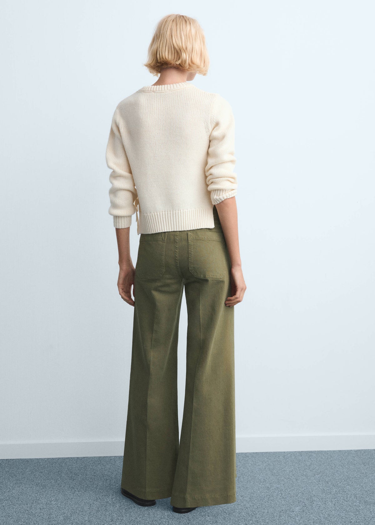 Calças de ganga wide leg com bolsos - Verso do artigo