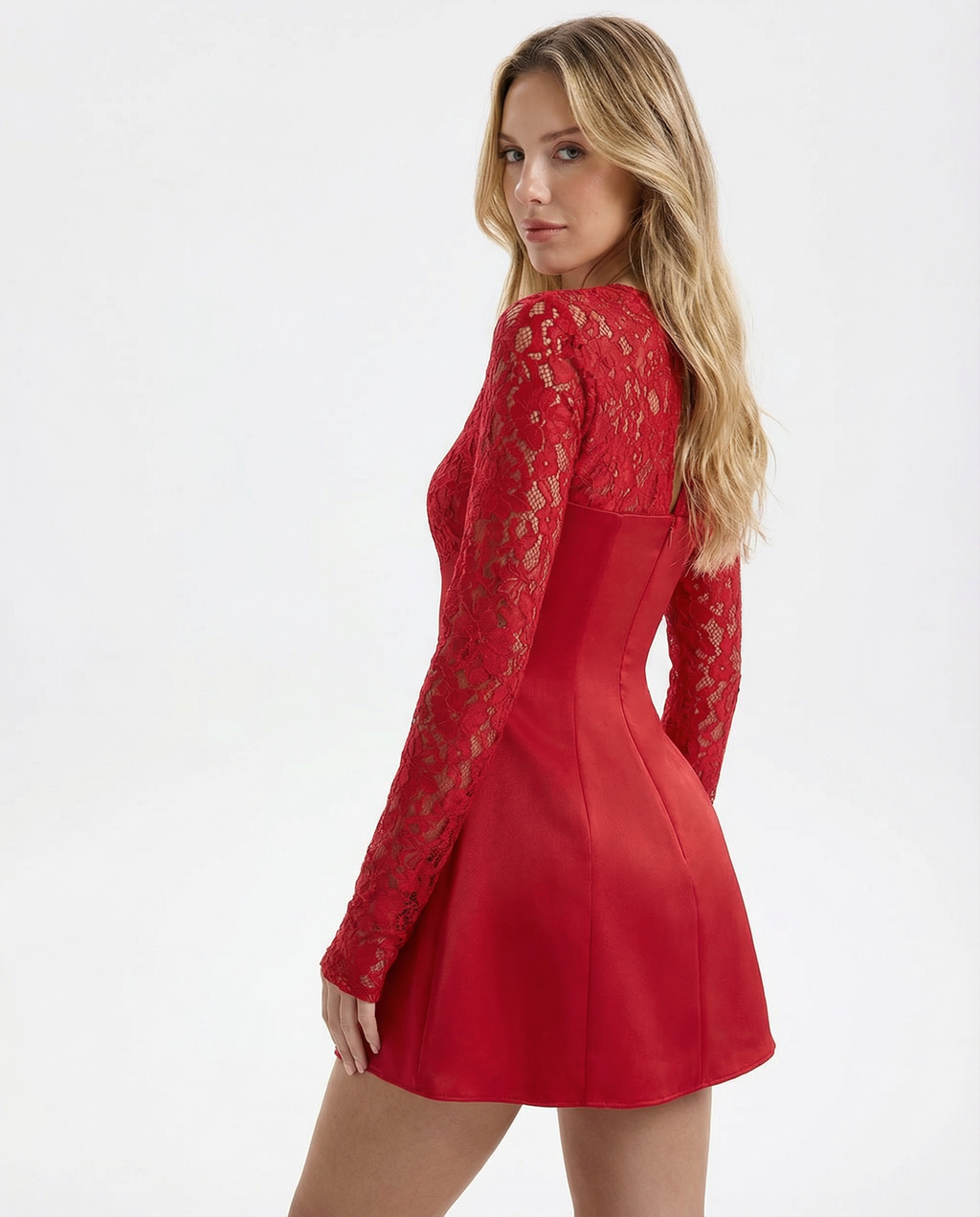 Vestido Curto de Renda com Laço Luar da Primavera