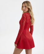 Vestido Curto de Renda com Laço Luar da Primavera