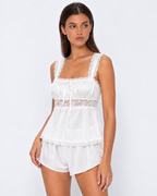 Conjunto de dormir com renda floral e decote franzido