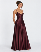 Vestido longo em cetim com corpete e cordões nas costas