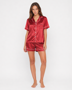Pijama curto Monaco em cetim com vivos contrastantes