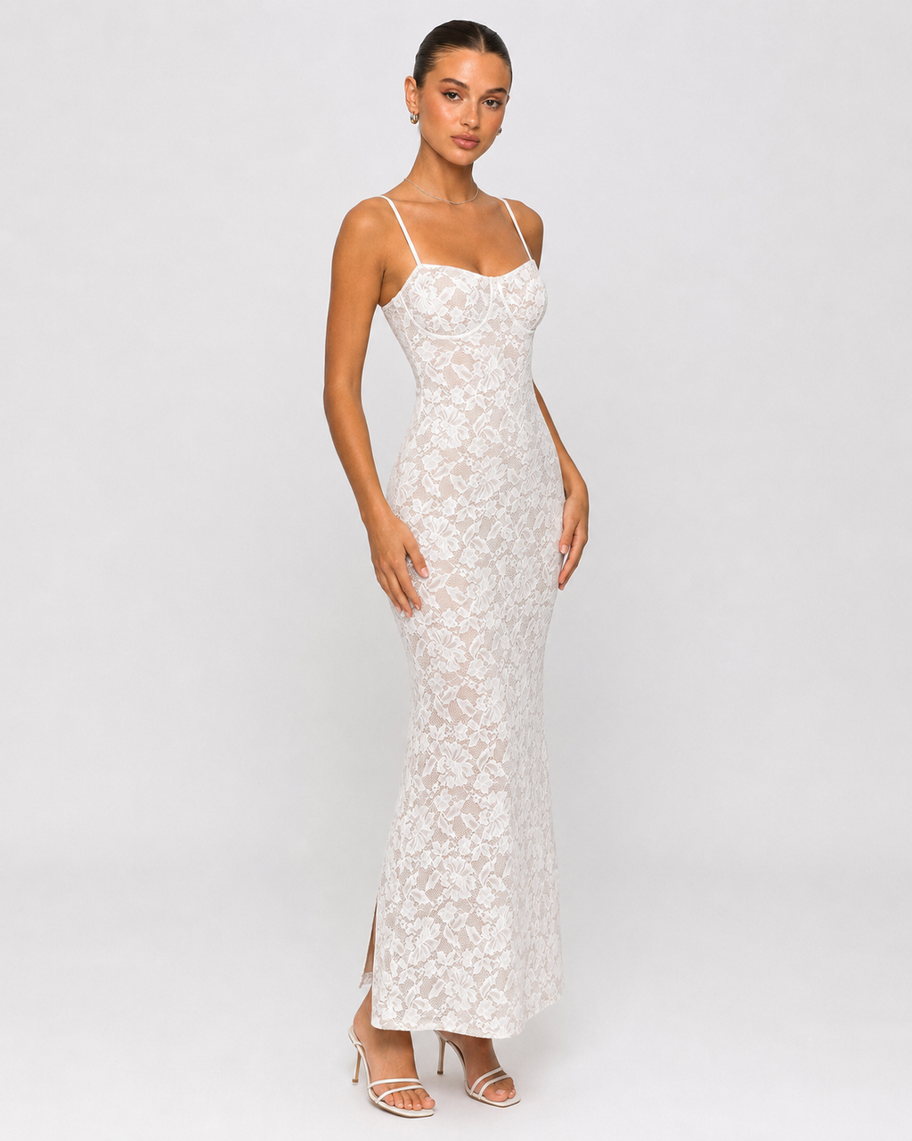 Vestido Longo de Renda Ajustado Rosa da Brisa