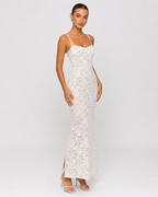 Vestido Longo de Renda Ajustado Rosa da Brisa