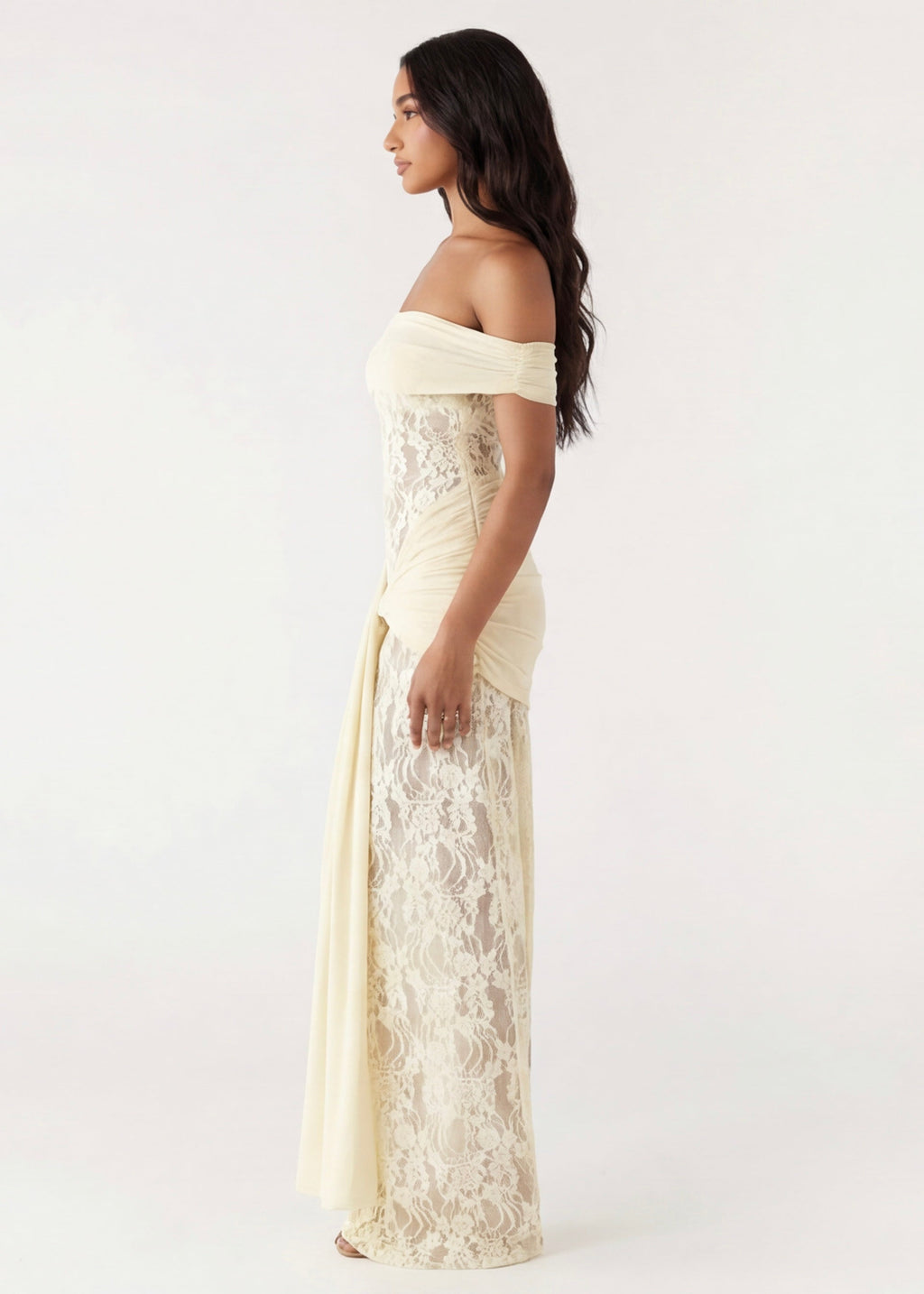 Vestido Longo de Renda Drapeado Pétala da Primavera