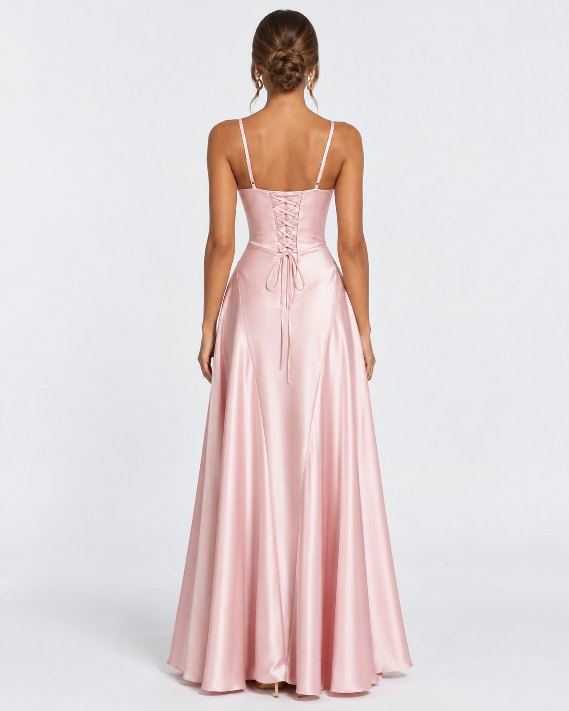Vestido longo em cetim com corpete e cordões nas costas