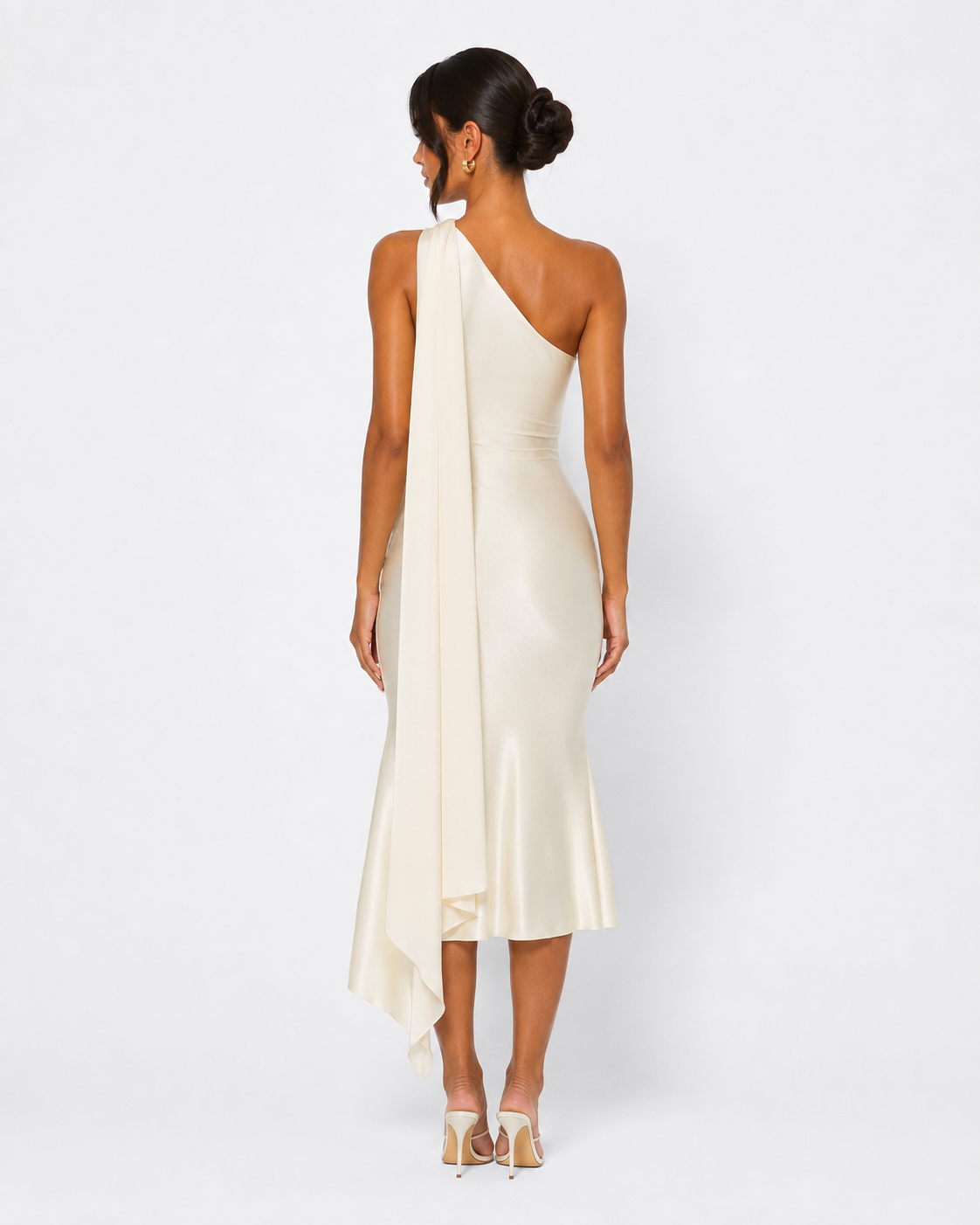 Vestido Midi em Cetim Seraphina