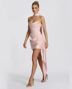Vestido Curto com Corpete Vale da Primavera