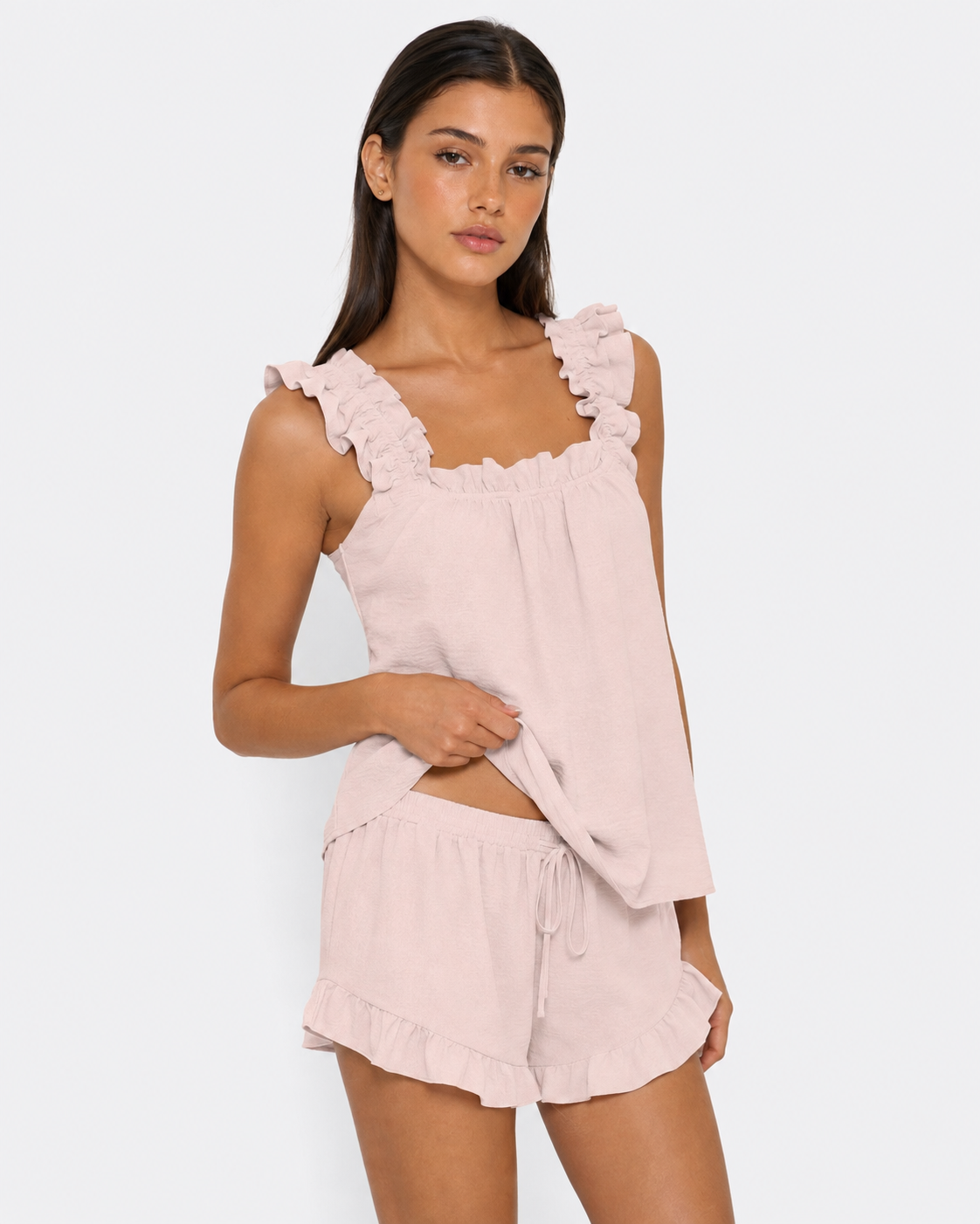 Conjunto leve com alças e calções com folhos