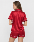 Pijama curto Monaco em cetim com vivos contrastantes