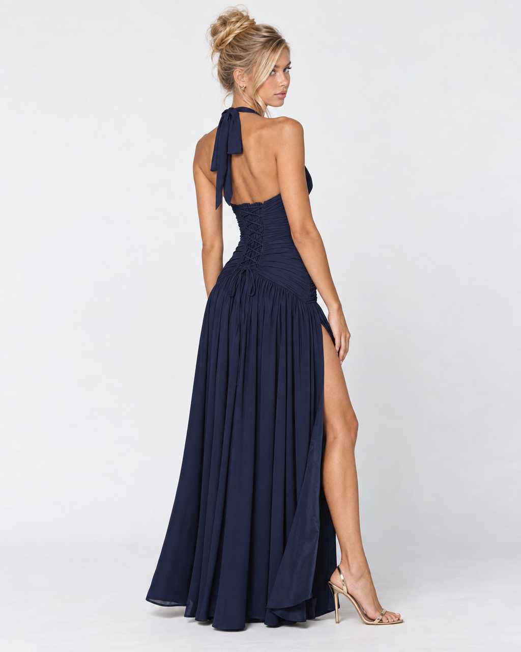 Vestido longo Serena franzido com abertura alta