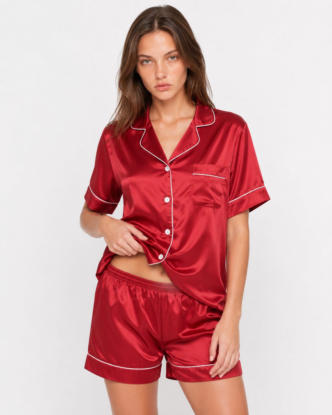 Pijama curto Monaco em cetim com vivos contrastantes
