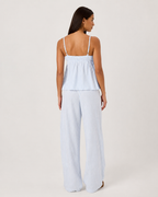 Conjunto às riscas com camisola fluida e calças largas