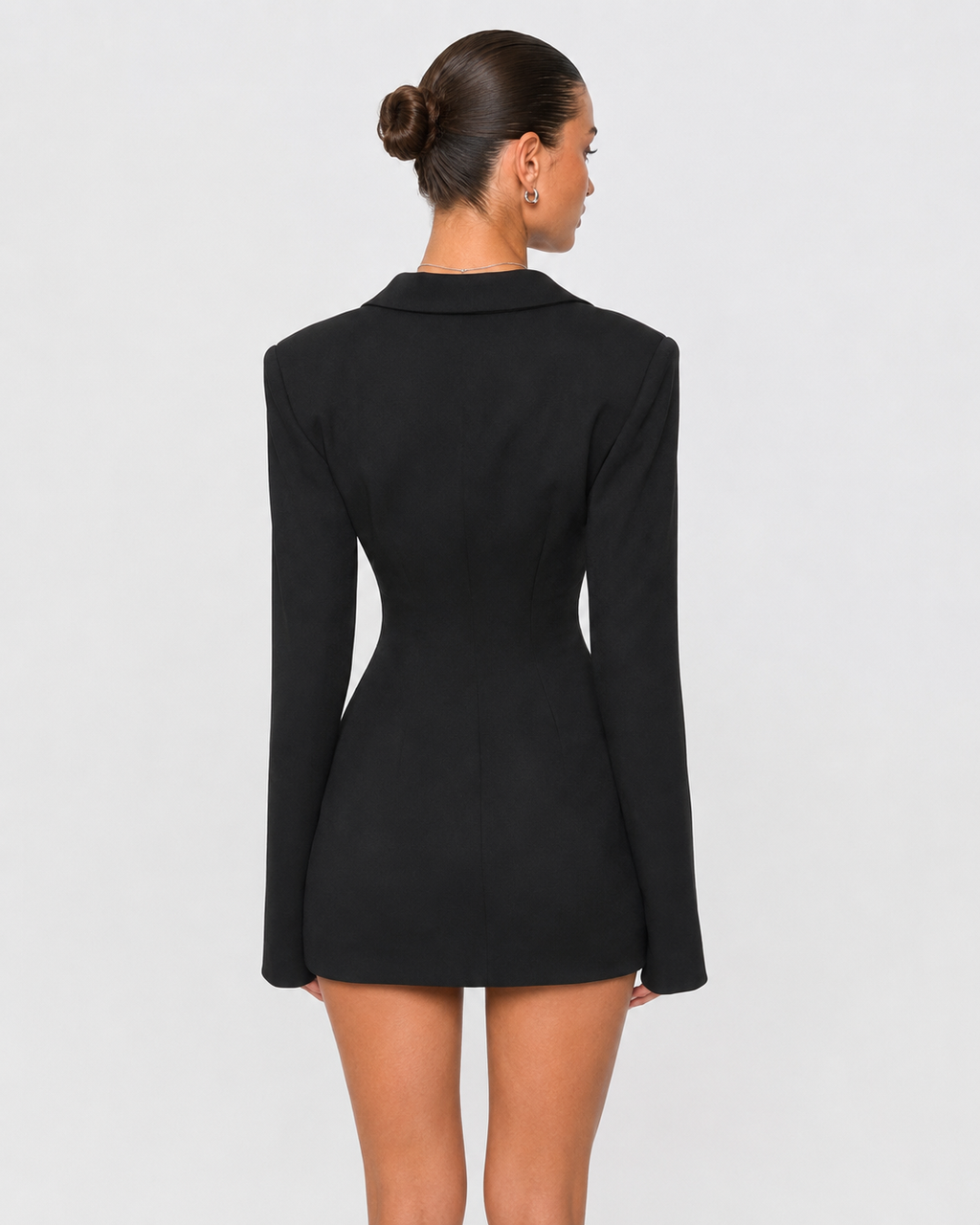 Vestido Curto de Corte Blazer