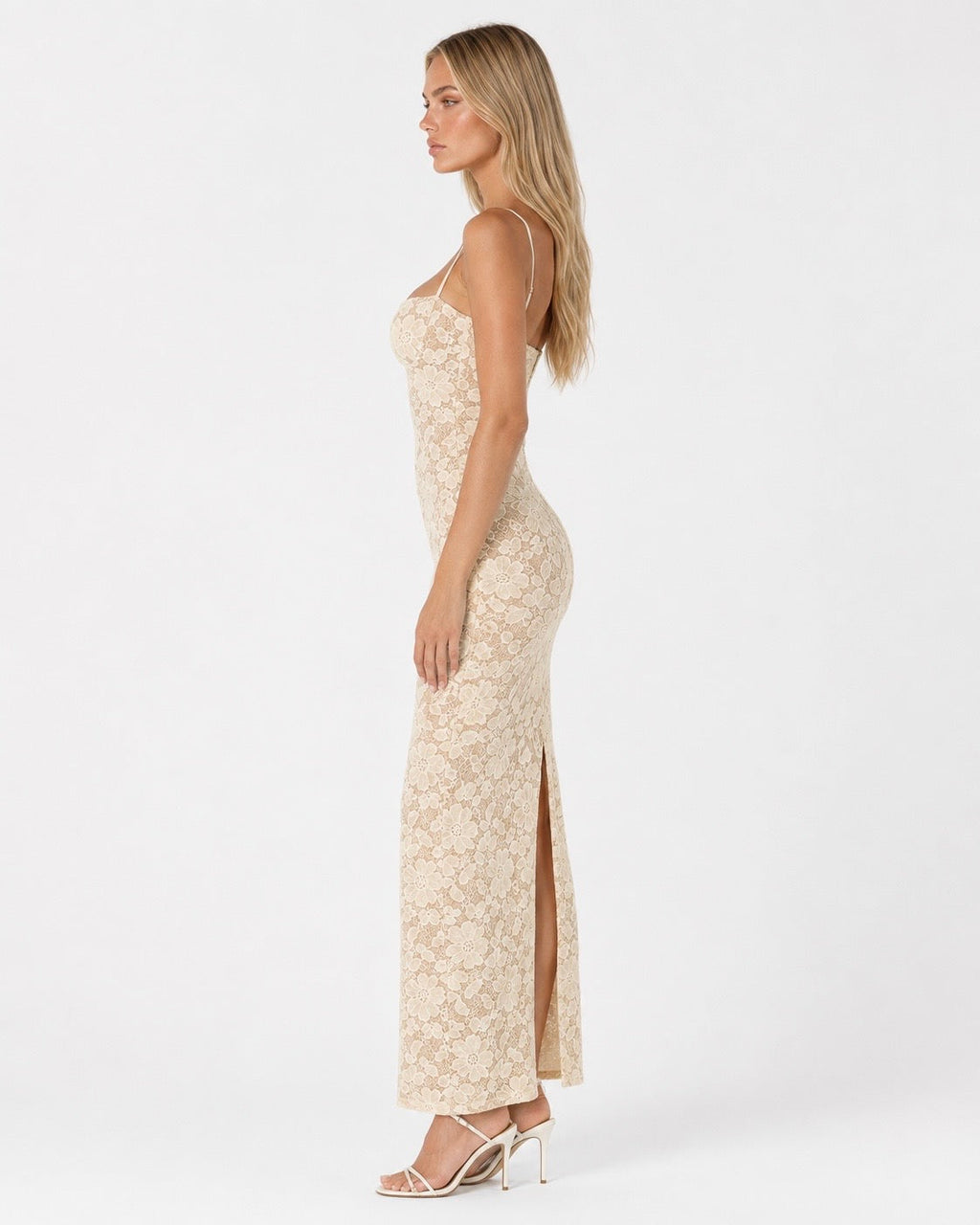 Vestido Longo de Renda Ajustado Rosa da Brisa