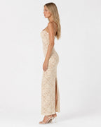 Vestido Longo de Renda Ajustado Rosa da Brisa