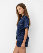 Pijama curto Monaco em cetim com vivos contrastantes