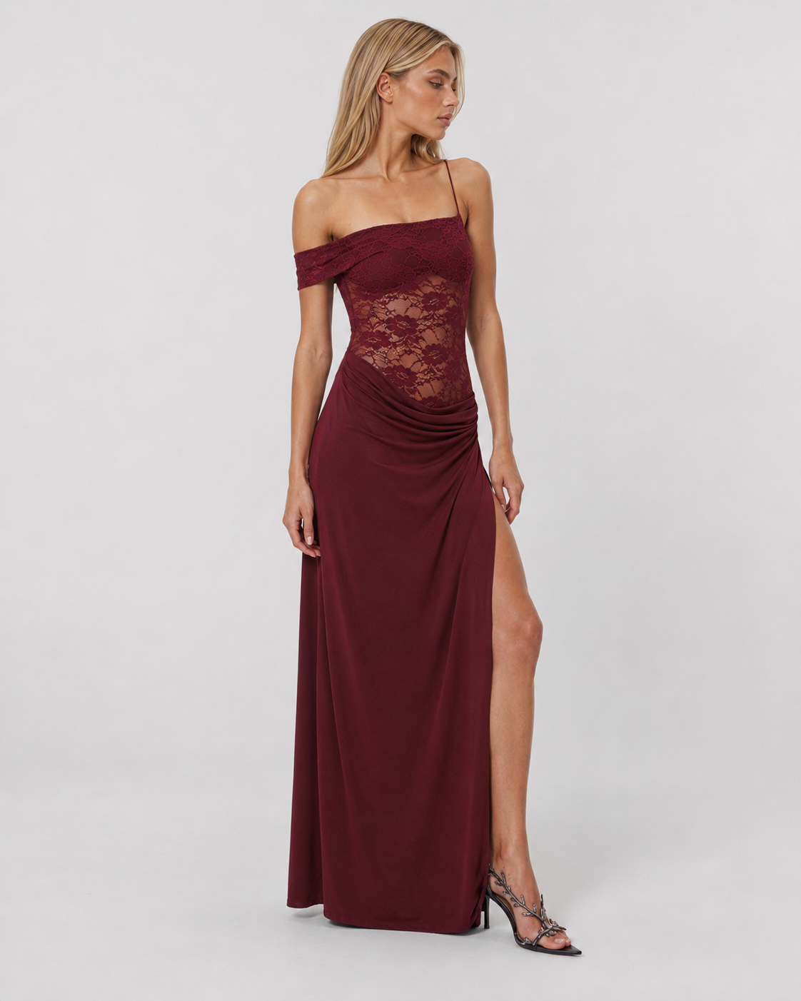 Vestido Longo de Renda de Um Ombro Estela da Primavera
