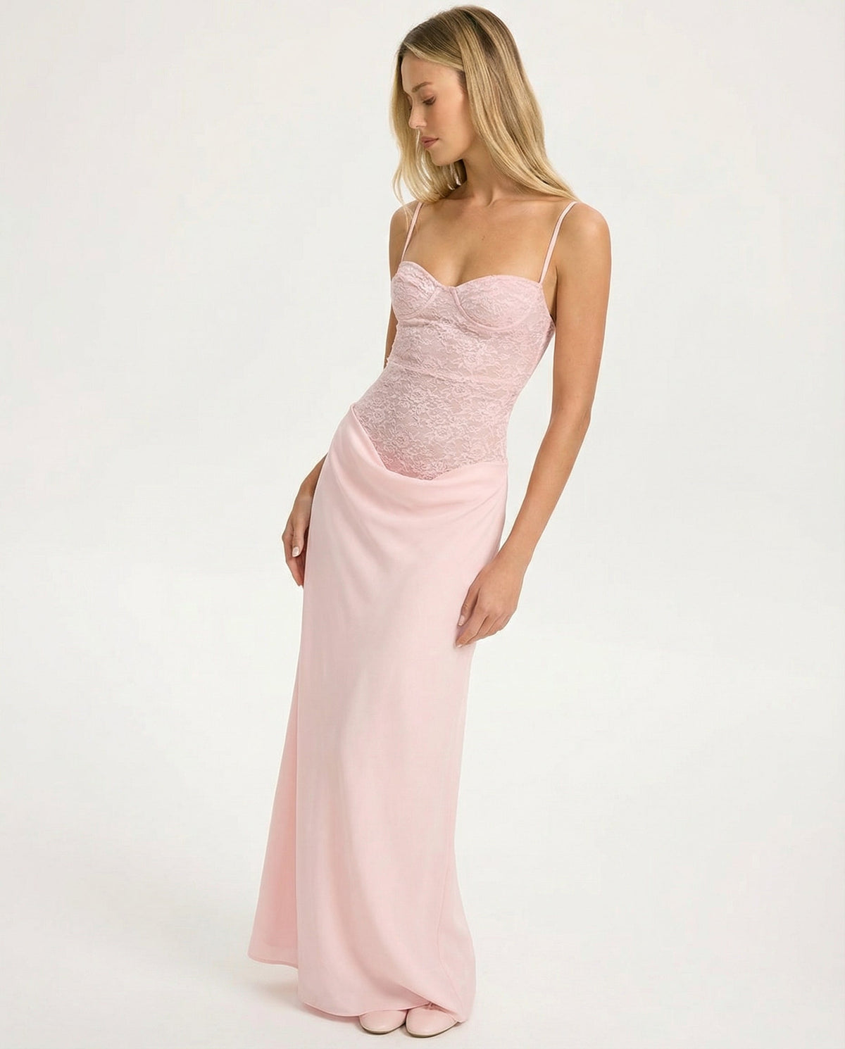 Vestido Longo de Renda com Corpete Serena do Vale