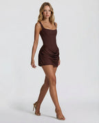 Vestido Curto com Corpete Vale do Vale