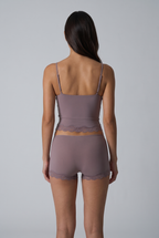 Conjunto suave de camisola e calções com renda ondulada